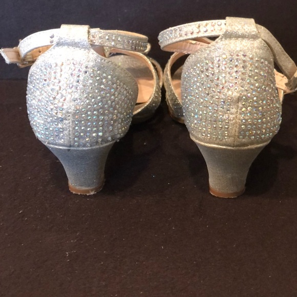 Girls Rhinestone Leatherette Open Toe Strappy Ankle T Strap Kitten Heel Sandal - Picture 7 of 7